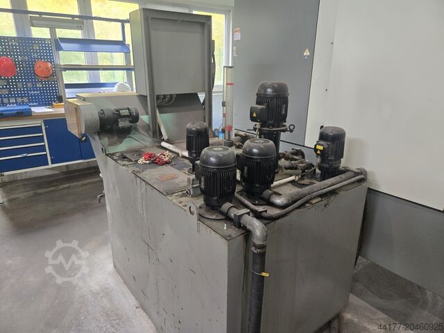 Universeel bewerkingscentrum DMG DMU 200 P