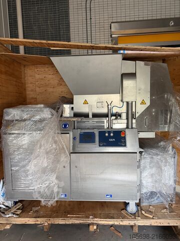 2021. mašina za formiranje pljeskavica i nugetsa. 600 mm GEA MultiFormer MLF600