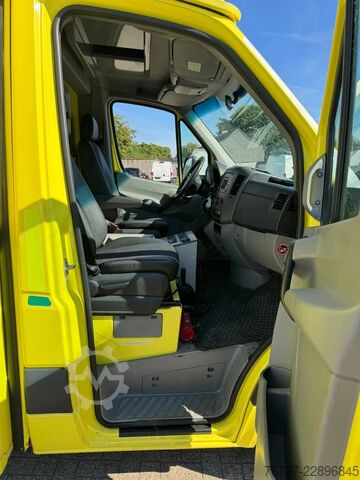 Ambulance Mercedes-Benz Sprinter 519 **EURO 5-V6-AIRCO-BELGIAN ORIGINE**