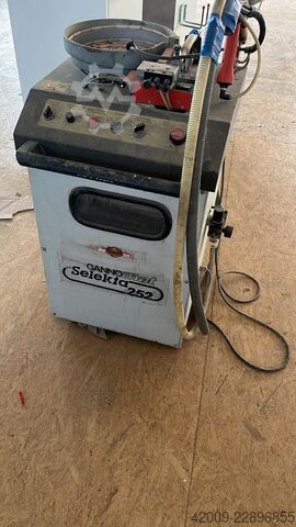 Deuvelinsteekmachine Gannomat Selekta 252 N     Ganner