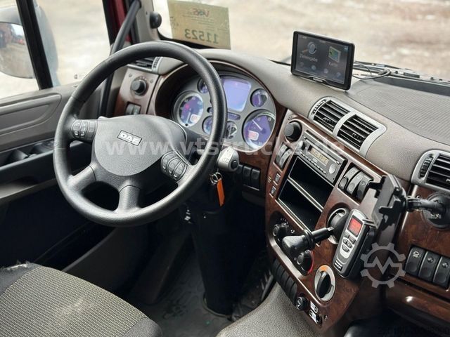 Cattle truck DAF CF 75.360 6x2 Menke/Janzen 1Stock  Lift/Lenk