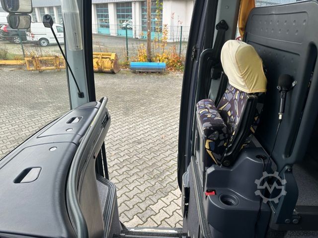 Motor coach MERCEDES-BENZ O 350 Tourismo / Klima / V 8