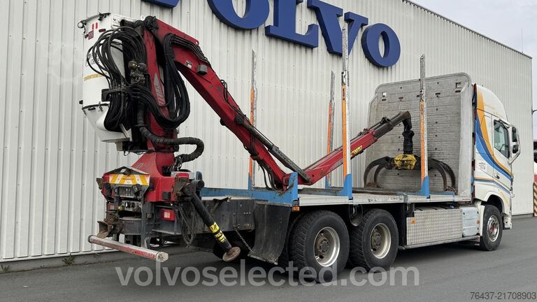 Přepravník dřeva Volvo FH16