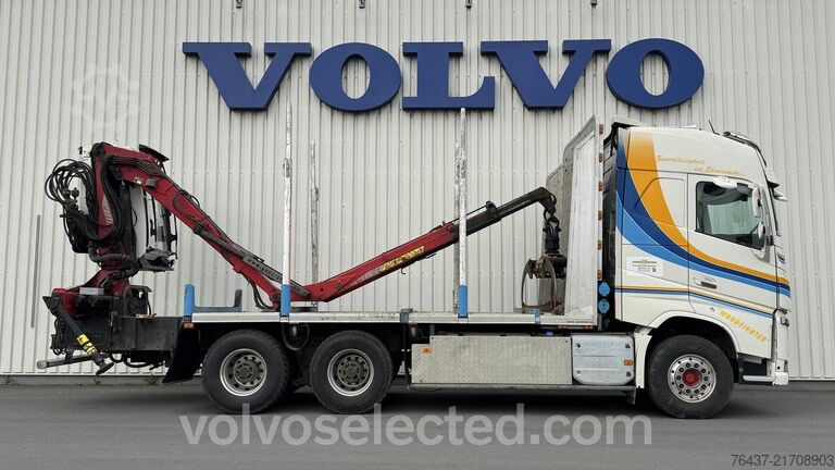 Přepravník dřeva Volvo FH16