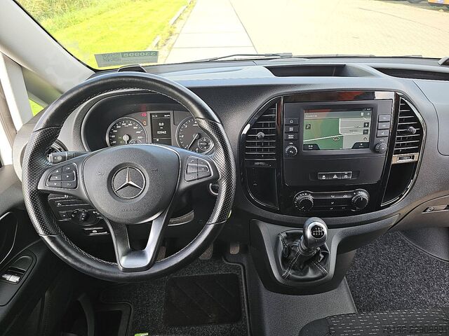 Carrinha de tejadilho alto MERCEDES-BENZ VITO 110 L2 Carplay Euro6 AC!