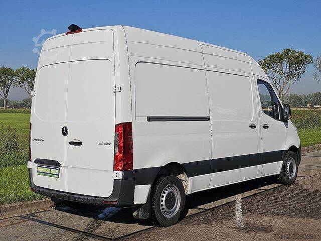  MERCEDES-BENZ SPRINTER 311 L2H2 Mbux FWD Euro6 BPM-Vrij Airco...