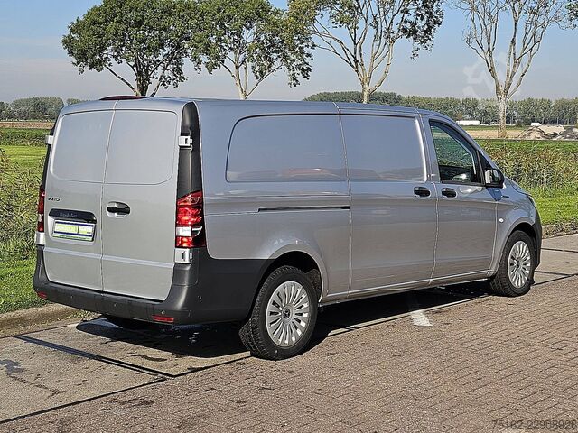 Kombi med högt tak MERCEDES-BENZ EVITO L3 XL 66kWh 280KM WLTP Carplay CruiseCont...
