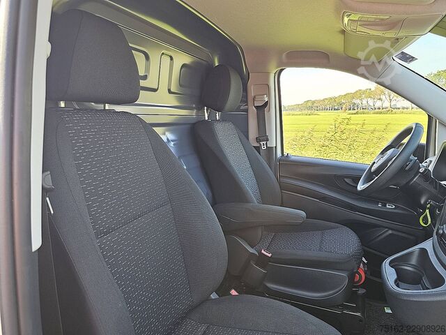 Kombi med högt tak MERCEDES-BENZ EVITO L3 XL 66kWh 280KM WLTP Carplay CruiseCont...