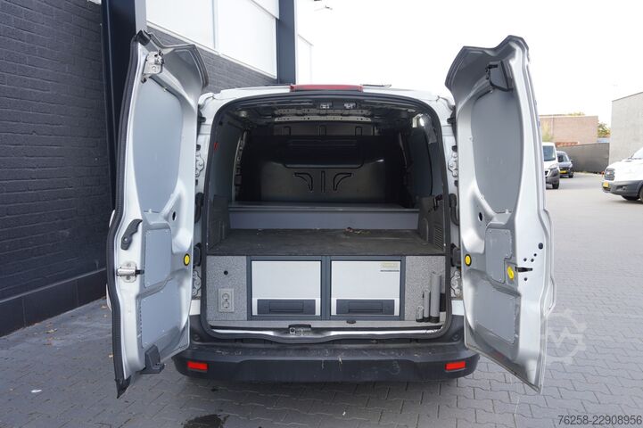 Magastetős kombi Ford Transit Connect 1.5 EcoBlue EURO 6 - Airco - Cr...