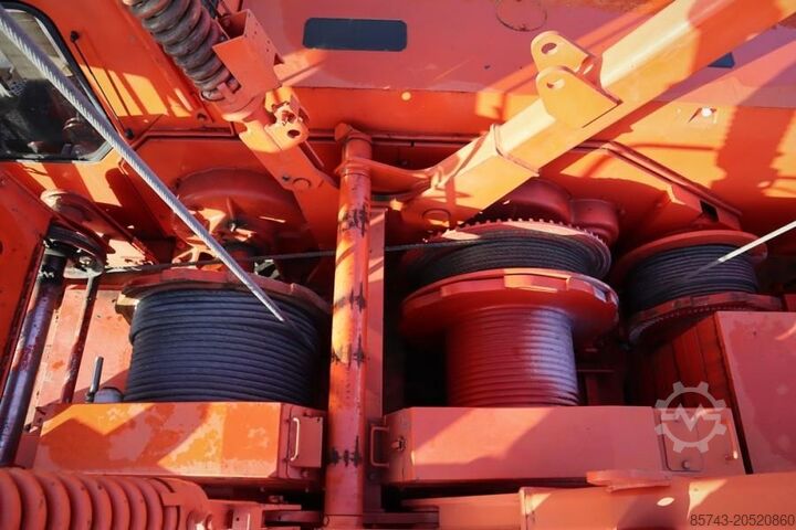 Mobile crane Sumitomo SC700-II 70t Capacity, 43m Boom, 31m Movable Jib,