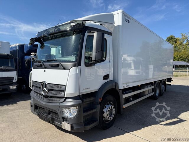 Camion caisson MERCEDES-BENZ ACTROS 2532 L Koffer 8,50 m LBW 2 T*ORIGINAL KM