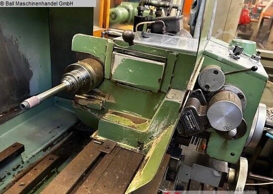 Interne en vlakslijpmachine VOUMARD 5A