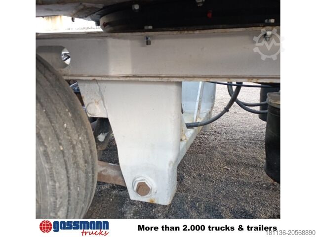 Dieplader oplegger  AT 400, Verbr. auf 3m, Radmulden, hydr. Rampen