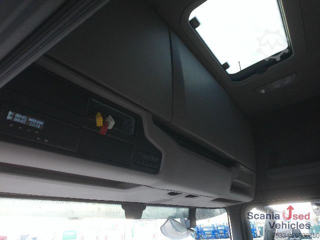 Camion de materiale periculoase Scania R 460 A4x2NA