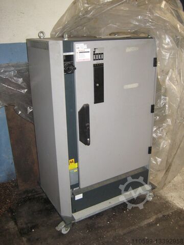 Robi 7-axlig inkl. roterande bord och hytt KUKA KR125/2