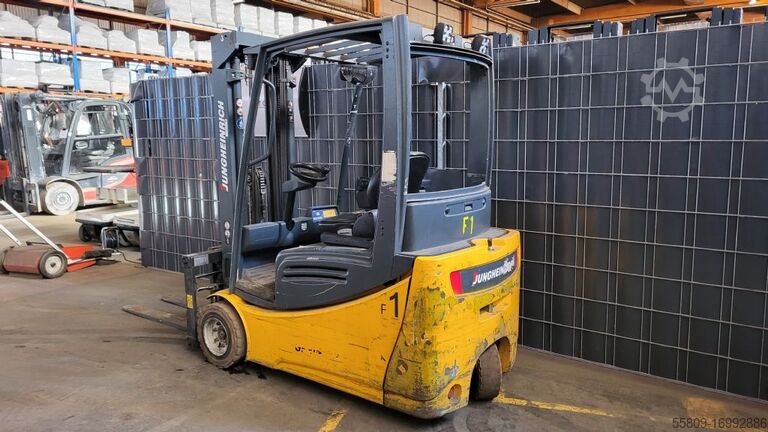 Elektrische vorkheftruck 3 wielen Jungheinrich EFG 220 // Triplex // SS // ZVG // Elektro