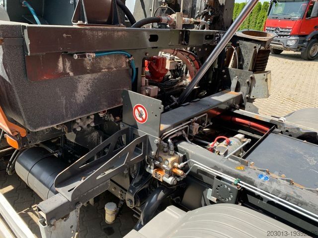 Veegmachine MERCEDES-BENZ Atego Kehrmaschine BUCHER CITYFANT 5000