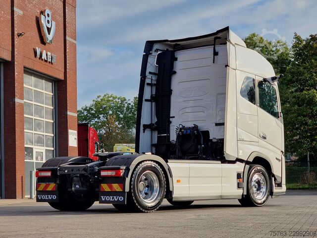 Volvo FH 16.700 Globetrotter 4x2 - NOWY - Retarder - Klimatyzacja postojowa - Aluminiowe felgi - Kam Volvo FH 16.700 Globetrotter 4x2 - NEW - Retarder - I...