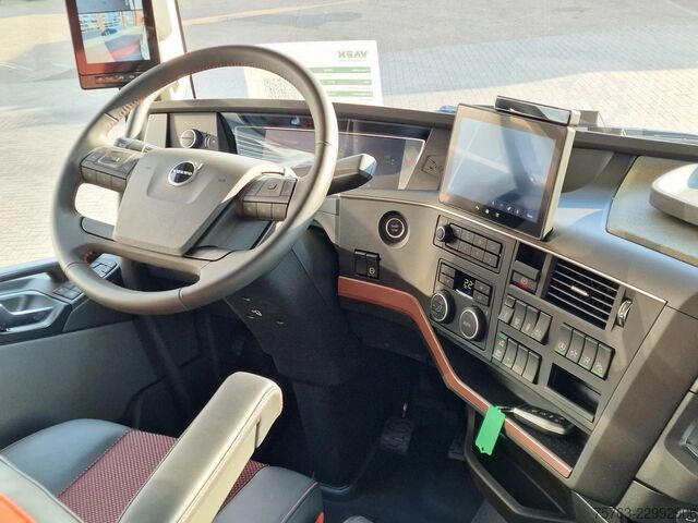 Volvo FH 16.700 Globetrotter 4x2 - NOWY - Retarder - Klimatyzacja postojowa - Aluminiowe felgi - Kam Volvo FH 16.700 Globetrotter 4x2 - NEW - Retarder - I...