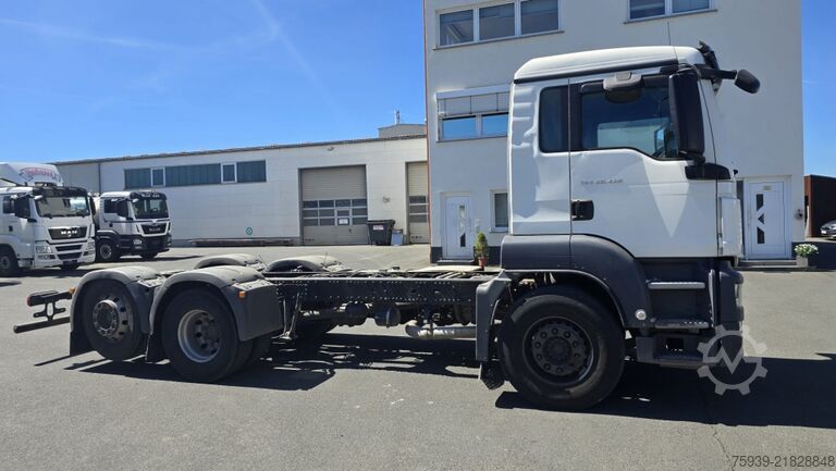 Truck chassis MAN TGS 26.420 6x2