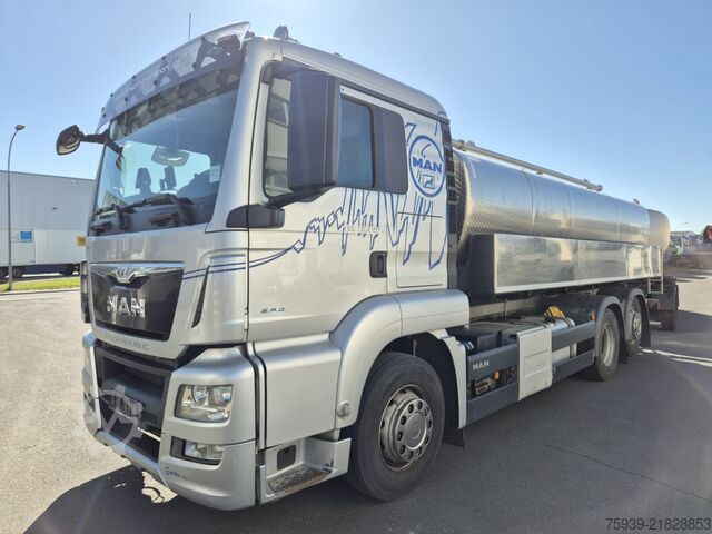 Tanker truck MAN TGS 26.440 (6x2)