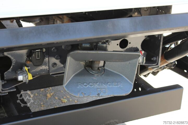 Autocarro con pianale e telone Iveco 120-250 E6 Pritsche-Plane   LDW   LBW   AHK
