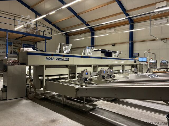 Verpakkingsmachine Moba Omnia 250 XF Links | 90.000 eieren/uur |