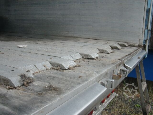 Auflieger mit Walkingfloor Kraker CF-200 10mm Lenkachse 88³ Lift Zurrösen