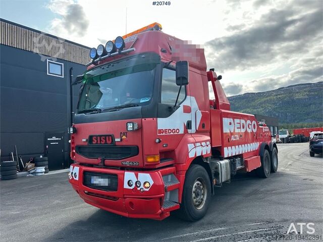 Bergingsvoertuig Sisu E18M 6x4 heavy excavator w/ EKA body and chains. W