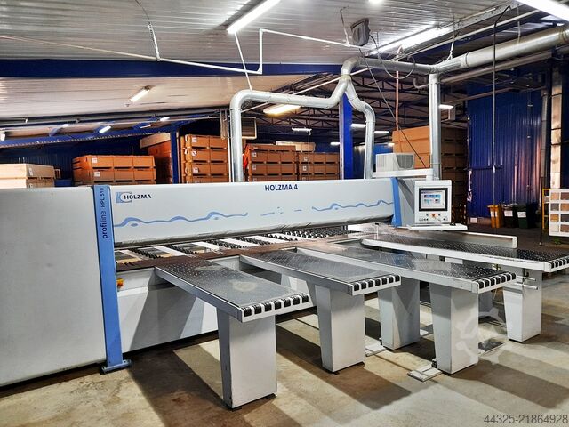 Panelfűrész automatikus betöltéssel HOLZMA HPL 510/43/22