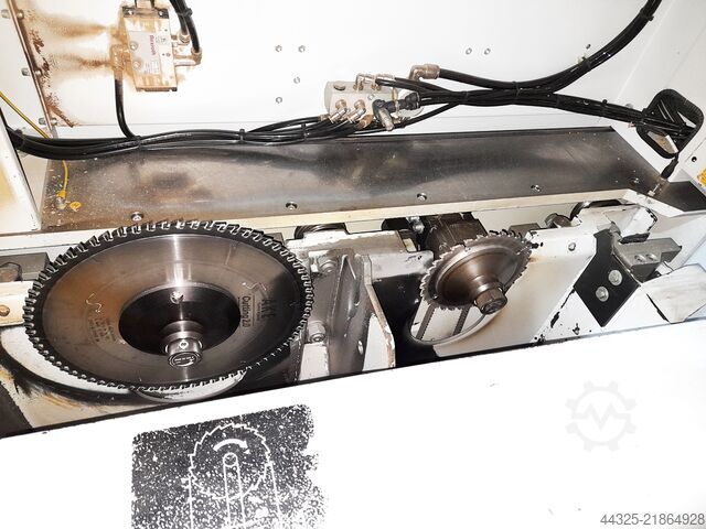 Panelfűrész automatikus betöltéssel HOLZMA HPL 510/43/22