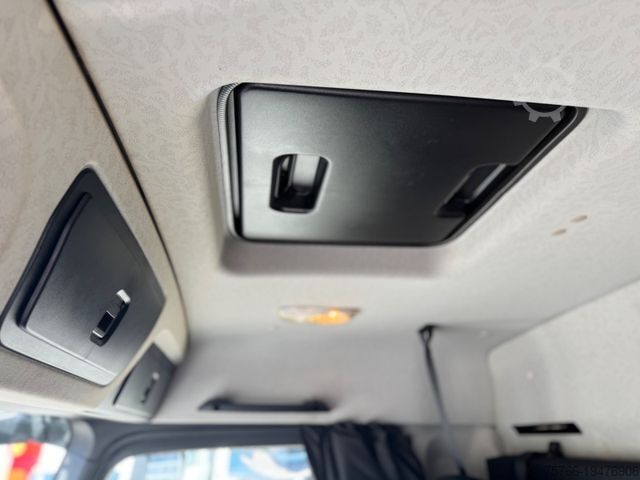 Camion de boissons MERCEDES-BENZ ANTOS 2535 / 2 x AHK / LBW / LENKACHSE / 20 PAL