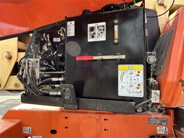 Leddelt teleskopisk arbejdsplatform JLG 340AJ (4972)