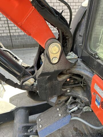 Mini ekskavatör Kubota U50-5 (9613)