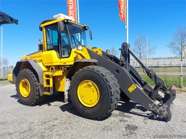 Stavební stroj Volvo L110F