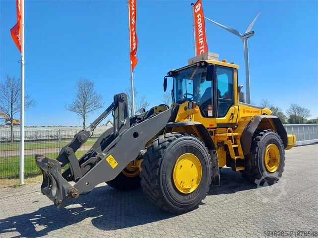 Stavební stroj Volvo L110F