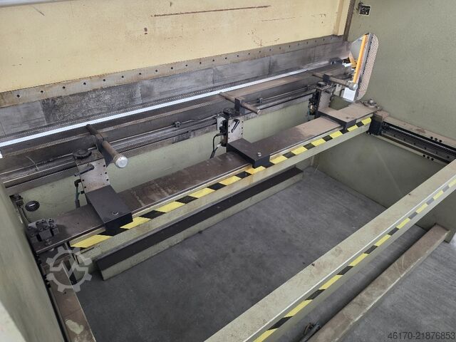 Prensa dobradeira Safan CNCL 80 3100