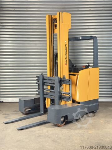 Carrello retrattile a quattro vie Jungheinrich ETV Q20 - Service Neu - 6.253 Std. Batterie 90%
