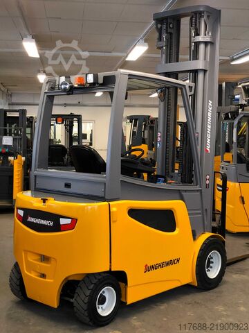 Electric 4-wheeler Jungheinrich EFG S30 - Service Neu - Batterie 82% + Garantie