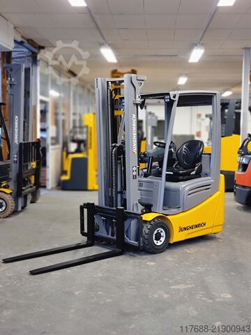 Electric 3-wheeler Jungheinrich EFG 216k - Service Neu - Batterie 85% + Garantie