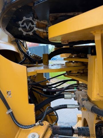 Wiellader CATERPILLAR 950M