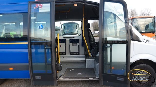 Miniautocarro MERCEDES-BENZ Sprinter Mid City, 15 Sitze