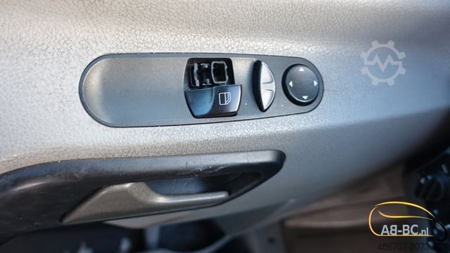 Miniautocarro MERCEDES-BENZ Sprinter Mid City, 15 Sitze