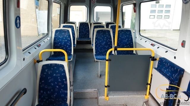 Miniautocarro MERCEDES-BENZ Sprinter Mid City, 15 Sitze