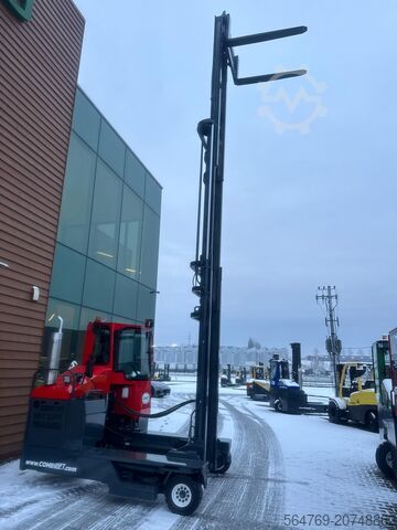 Τετρακατευθυνόμενο περονοφόρο ανυψωτικό όχημα Combilift C4000 /2015 /Diesel/Triplex 7500 mm