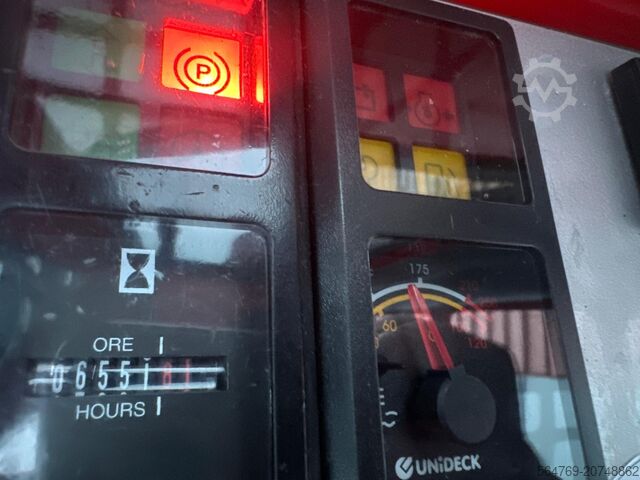 Τετρακατευθυνόμενο περονοφόρο ανυψωτικό όχημα Combilift C4000 /2015 /Diesel/Triplex 7500 mm