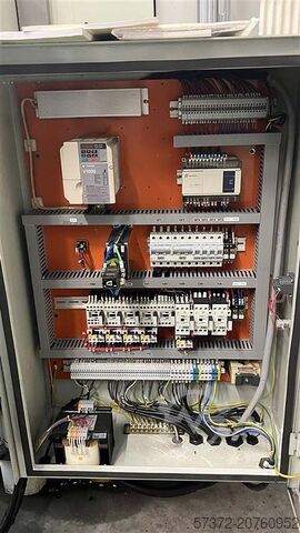 Frezarka uniwersalna Ho Chun UH-1250A