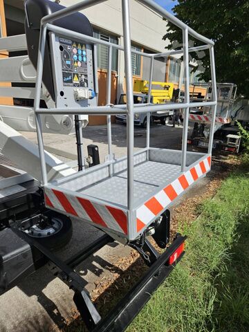 Mobile work platform Isoli PNT 205