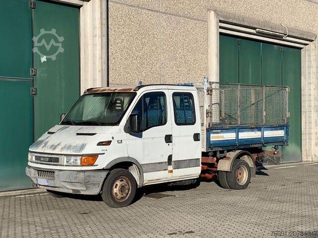 Kiepwagen bestelauto Iveco Daily 35C11 - 7 posti -  Km 166.400