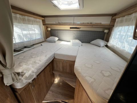Caravana/autocaravana Eura Mobil Profila T 696 EB